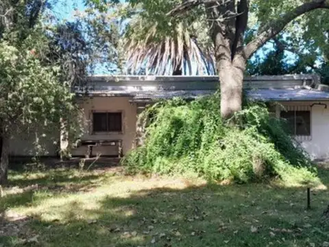 Venta Chacra 3 Ha con 2 casas. Sobre Asfalto en Ranchos, Bs. As.