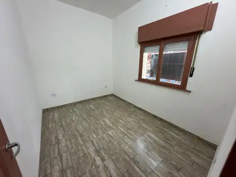 Depto Tipo Casa en Alquiler de 3 ambientes