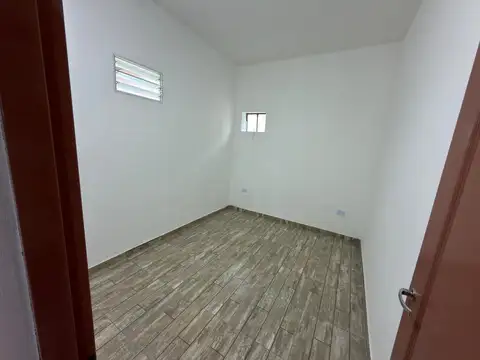 Depto Tipo Casa en Alquiler de 2 dormitorios