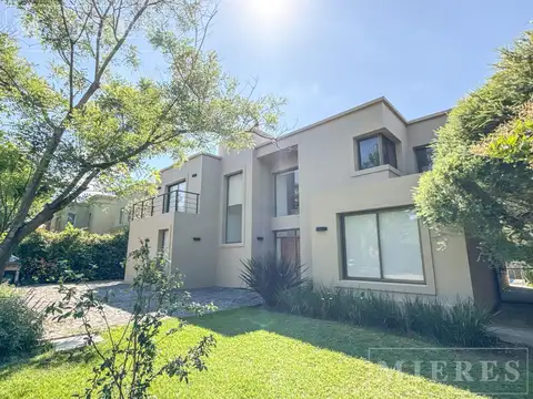 Casa en venta en Los Tacos