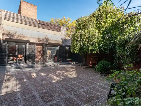 Exclusiva casa con terraza, quincho y amplios espacios exteriores
