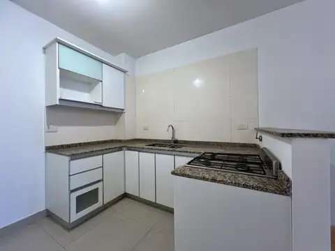 Departamento en Alquiler en Colegiales, $ 890.000
