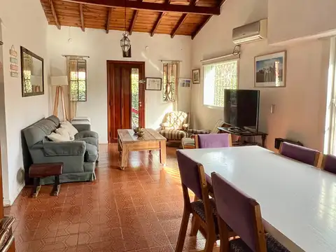 CASA DE UNA PLANTA EN VENTA , BELLA VISTA