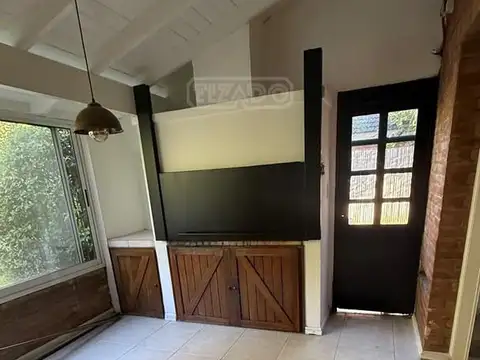 Casa en Alquiler en La Caballeriza, USD 1.700