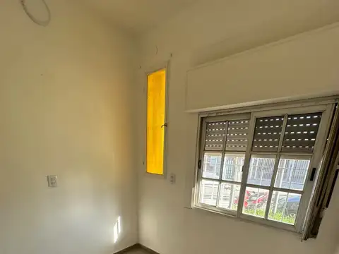 Depto Tipo Casa en Alquiler de 3 ambientes