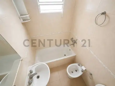 azopardo 5100, Piso 0