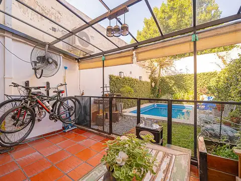 Casa en Venta con 1 cochera