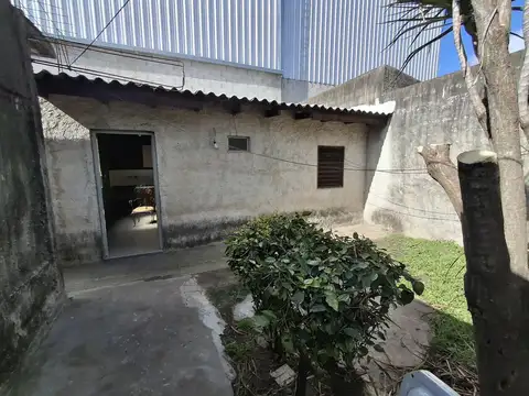 Saavedra  al 6400