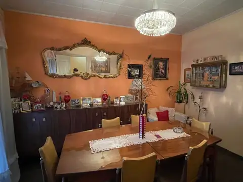 Depto Tipo Casa en Venta en Parque Chacabuco, USD 120.000