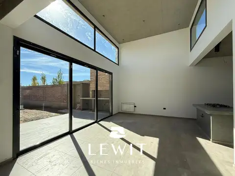 Casa en Venta en Neuquen, USD 298.000