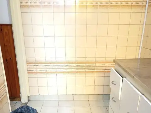 DPTO TIPO PH CON BALCÓN AL FRENTE Y TERRAZA 1°P p/esc