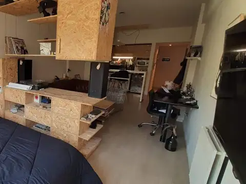 VENTA DEPARTAMENTO SAN CRISTOBAL MONOAMBIENTE  BALCON AL FRENTE