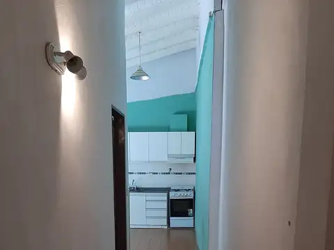 Depto Tipo Casa en Alquiler con 1 cocheras