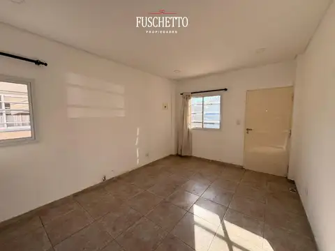 Casa 2 ambientes con 1 baño