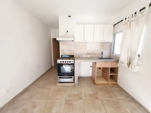Casa 2 ambientes con 1 baño