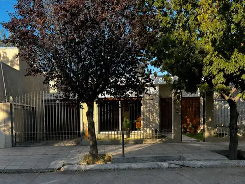 Casa en venta enTunuyán con Financiación y Permuta