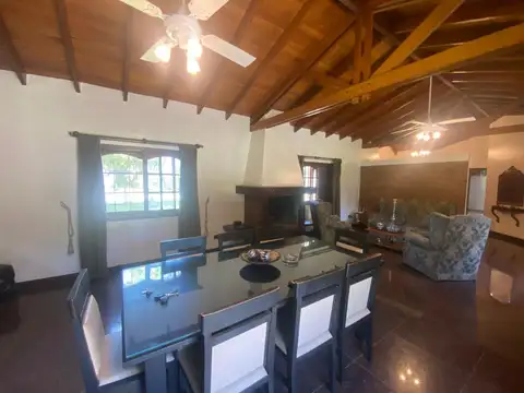 Casa en Venta en Villa Elvira [Cod: 7253-357]