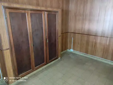 CASA EN VENTA DOS DORMITORIOS,GARAGE MUY BUEN ESTADO