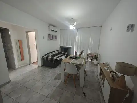 VENTA DE DEPARTAMENTO 1 DORMITORIO CON COCHERA Y TERRAZA EN LA PLATA