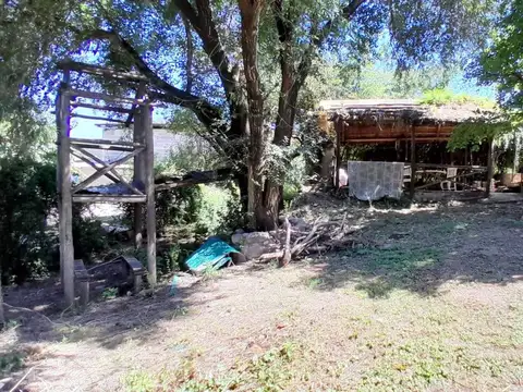 Casa 5 ambientes con 1 baño