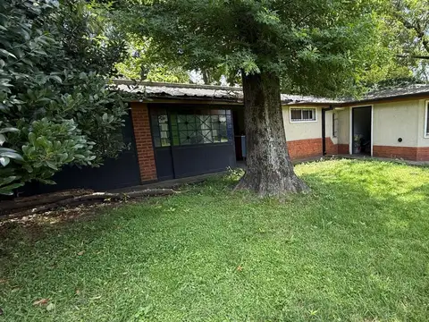 Venta casa 3 ambientes con quincho y pileta - Tortuguitas