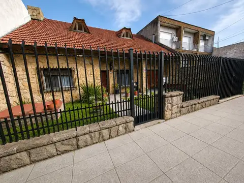 VENTA CASA 6 AMBIENTES RAMOS MEJIA