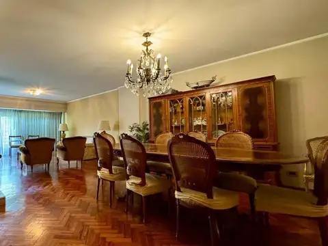 Departamento en Venta de 4 dormitorios