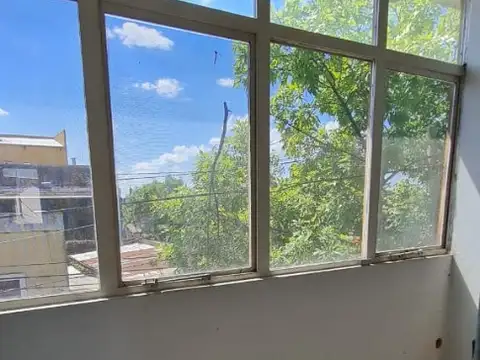 Oportunidad oficina calle Ituzaingó 607