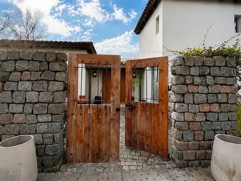 Casa en Alquiler de 2 dormitorios