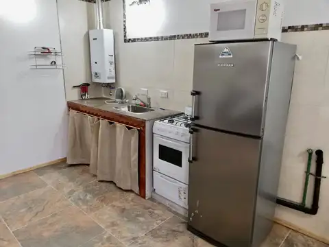 Casa 2 ambientes con 1 baño