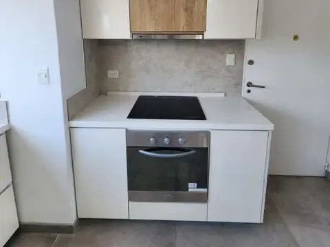 Departamento en Alquiler con 1 cocheras