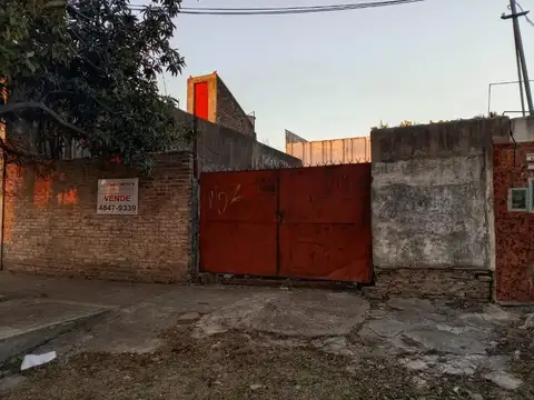 BUEN LOTE 10 X 20 A MTS. DE RUTA 8