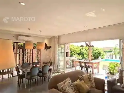 Casa en Venta en El Cantón - Barrio Islas, USD 420.000