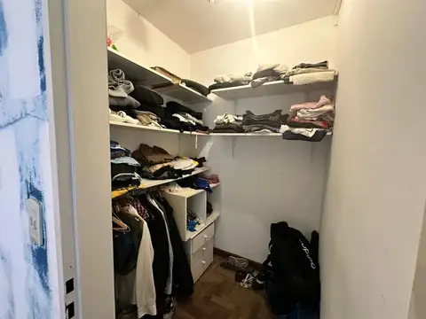 Depto Tipo Casa 5 ambientes con 2 baños