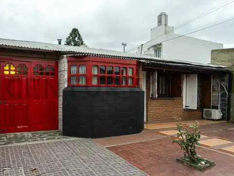 Casa en Venta en Barrio Aeroparque, USD 60.000
