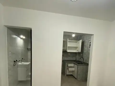 Depto Tipo Casa en Alquiler de 3 ambientes