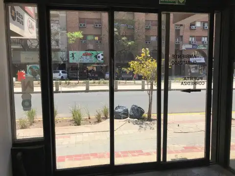Local en Alquiler 25 años