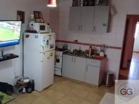 VENDE DPTO 2 AMB.BGUI CENTRO