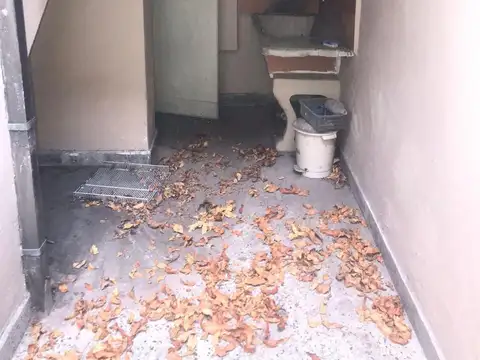 Depto Tipo Casa 4 ambientes con 2 baños