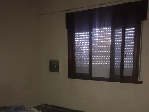 Depto Tipo Casa en Venta en Parque Avellaneda, USD 128.000