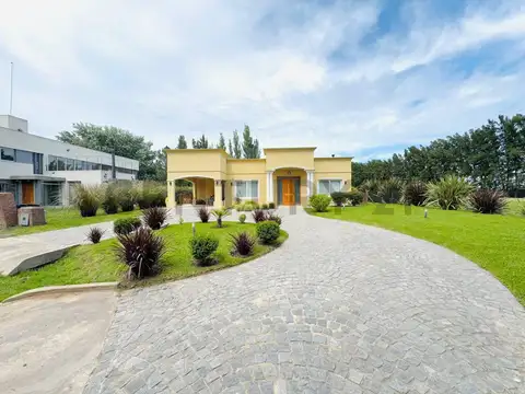 Casa en Alquiler de 3 dormitorios