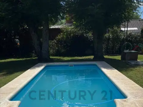 VENTA CASA 3 AMBIENTES CON DEPENDENCIA EN LA LAGUNA DE LOBOS