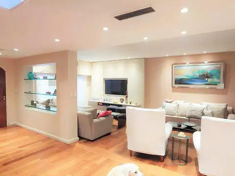 Casa en Venta en Saavedra, USD 890.000