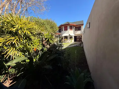 OPORTUNIDAD CASA C/ JARDIN QUINCHO BERNAL QUILMES