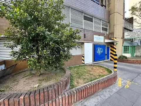 COCHERA EN ALQUILER LOMAS DE ZAMORA (LOMITAS)