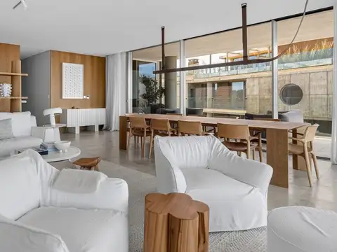 Penthouse duplex de 4 suites con vista al mar en venta en edificio MON Brava, Playa Brava 100, Piso 6