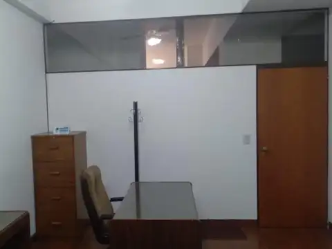 OFICINA COMERCIAL, DE 28 M2 APROX, EXCELENTE UBICACION 