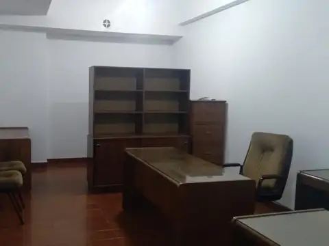 OFICINA COMERCIAL, DE 28 M2 APROX, EXCELENTE UBICACION 