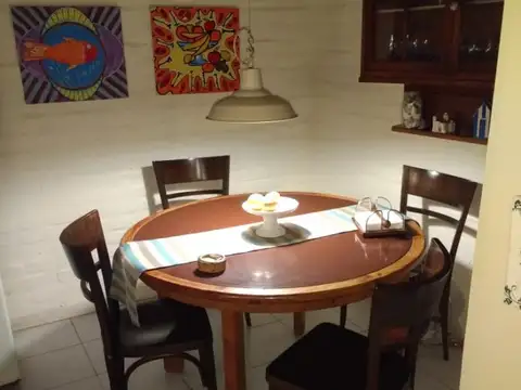 VENTA DE EXCELENTE DUPLEX EN OSTENDE - A 20 CUADRAS DEL MAR