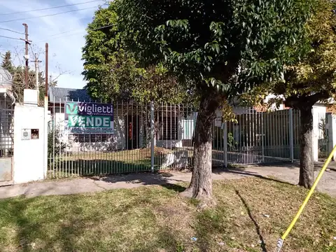 Juan J Castelli 100